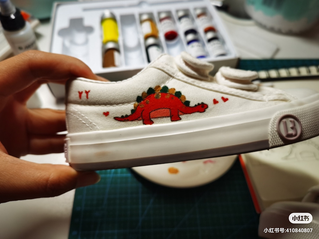 手绘球鞋（图ZMjQ3NDYzODg0） - 鞋履设计 - 站酷设计师52娜娜原创素材 - 站酷ZCOOL