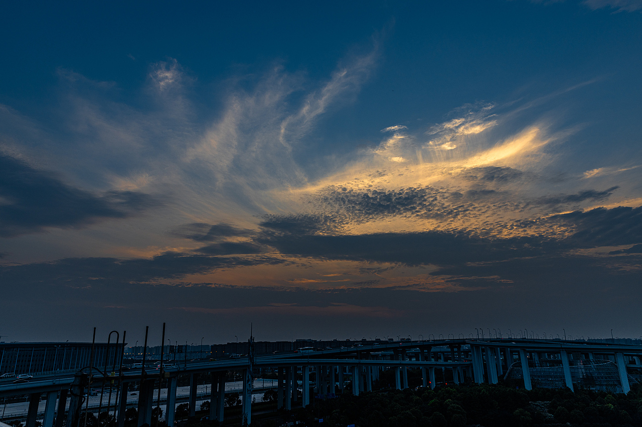 九星楼顶，繁华落尽（图ZMTY0NzQ0NzY4） - 风光摄影 - 站酷设计师赵二鹏原创素材 - 站酷ZCOOL