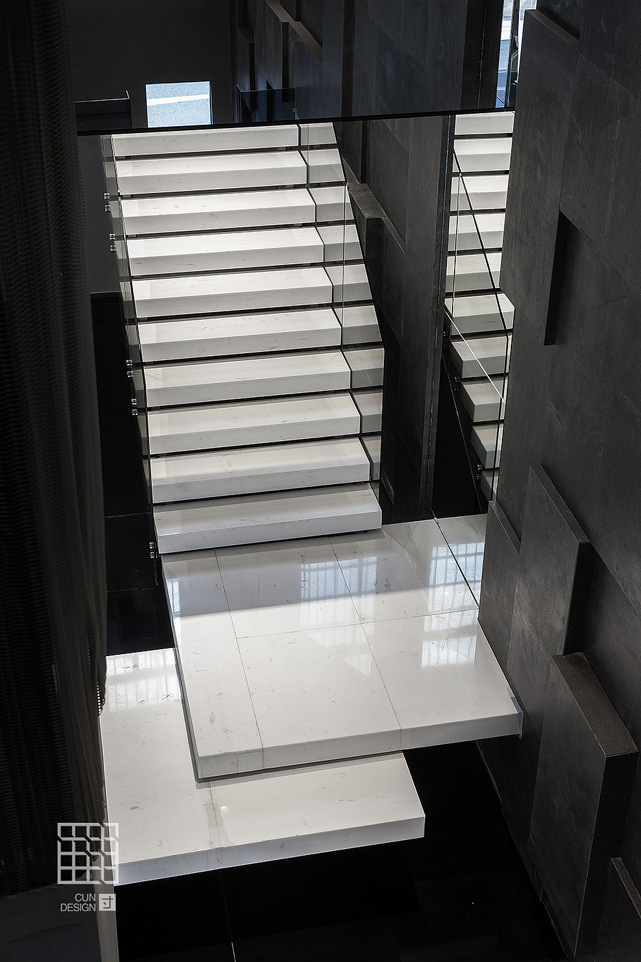 设计为你改变容颜-无锡新中源陶瓷BIG+未来店