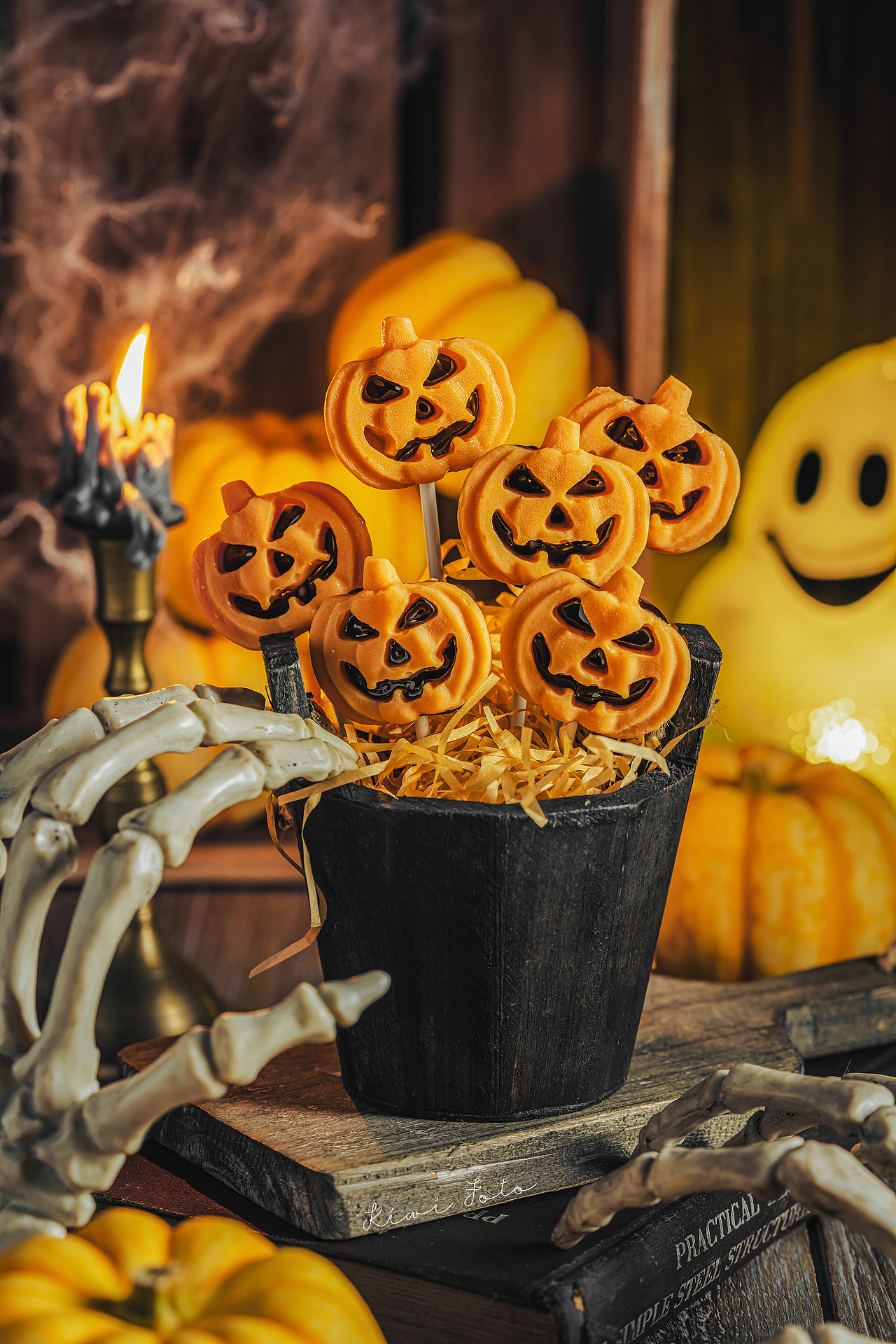 美食摄影 | 万圣节南瓜棒棒糖（图ZMjczNTY3ODQ0） - 美食摄影 - 站酷设计师Sisy猫耳朵原创素材 - 站酷ZCOOL