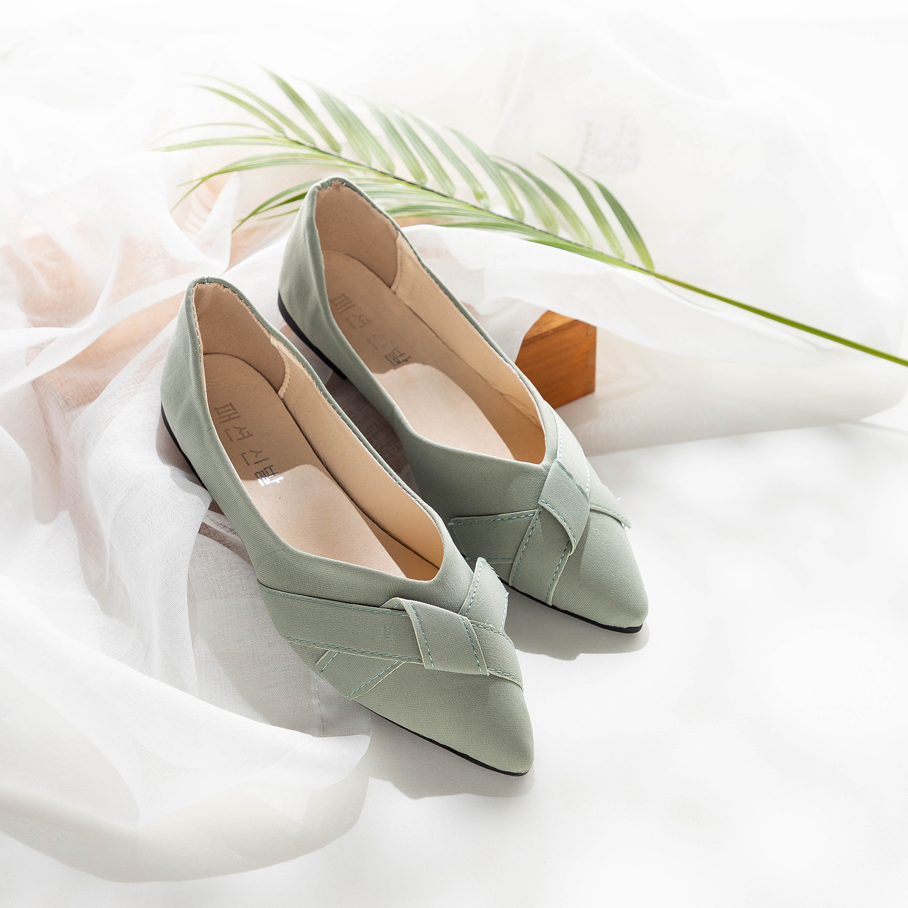 时为映画/ 电商创意灯光摄影 鞋类（图ZMjEyOTE2ODI0） - 产品摄影 - 站酷设计师时为原创素材 - 站酷ZCOOL