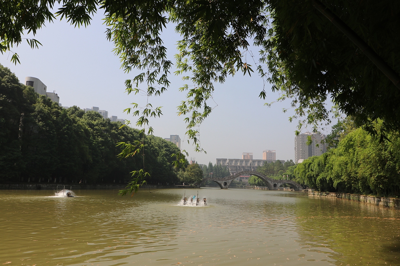 吉首大学（图ZMTMzMjE1MjI4） - 风光摄影 - 站酷设计师梦醒时分sr原创素材 - 站酷ZCOOL