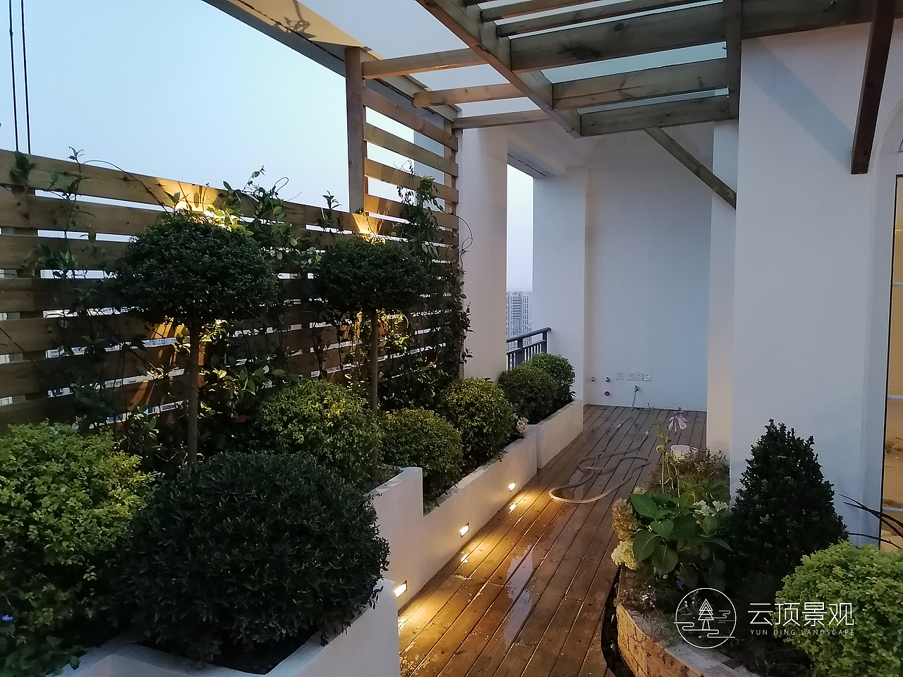 花园设计丨露台空中花园（图ZMjYyMDU4NjMy） - 景观设计 - 站酷设计师杭州云顶景观原创素材 - 站酷ZCOOL