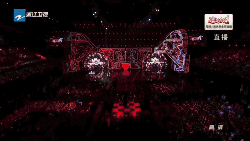 游戏部分现场动态
每一首歌，每一个游戏环节，必须要有各自的特色，特色从何而来？<br>自然是方方面面，从基础的颜色选择，<br>到核心的创意形式，到细节的元素拓展