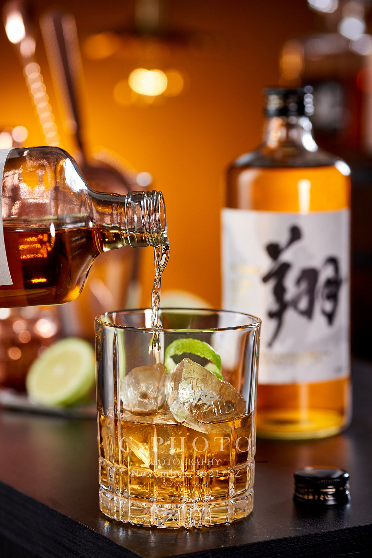 威士忌酒场景图拍摄（图ZMjc5MjA5NjM2） - 产品摄影 - 站酷设计师Cphoto商业摄影师原创素材 - 站酷ZCOOL