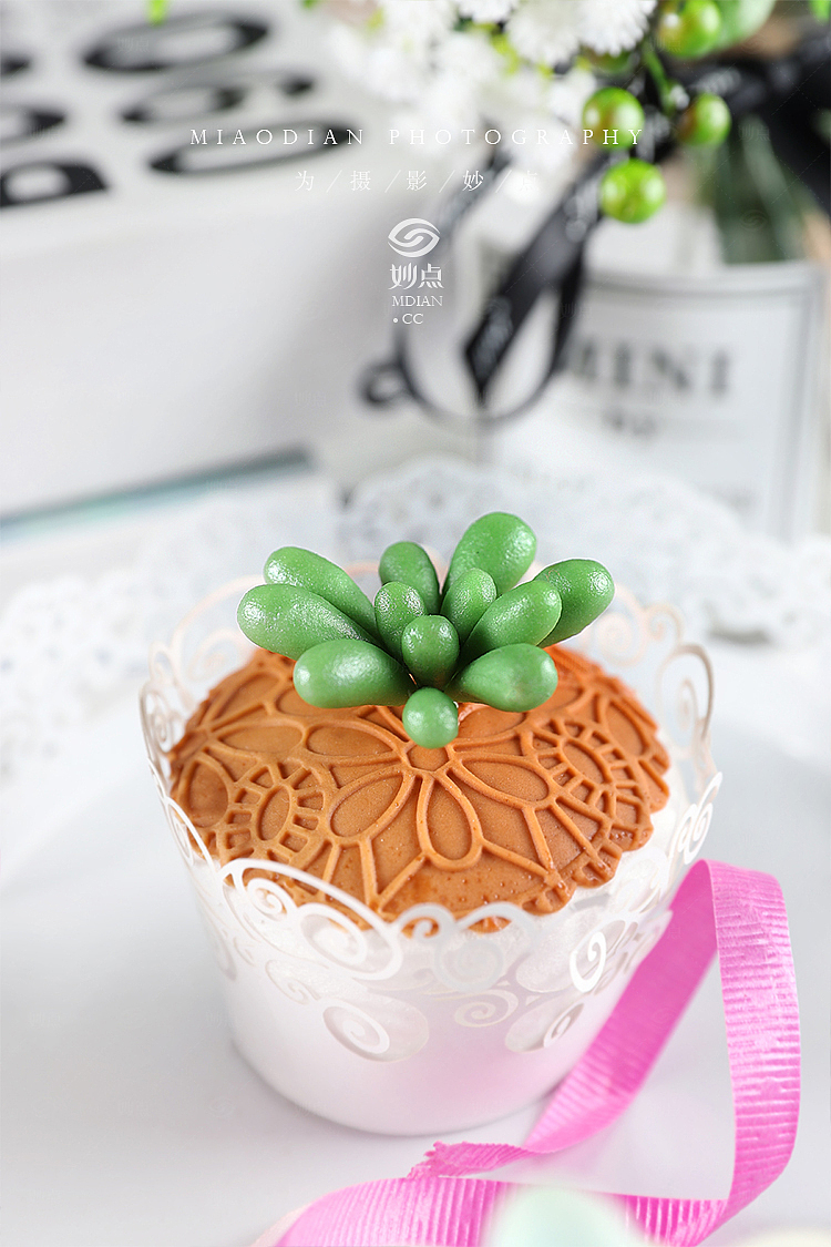 翻糖纸杯 翻糖多肉植物 翻糖花 美食摄影 静物摄影（图ZMTI3MjU1OTg0） - 产品摄影 - 站酷设计师妙点美食摄影原创素材 - 站酷ZCOOL