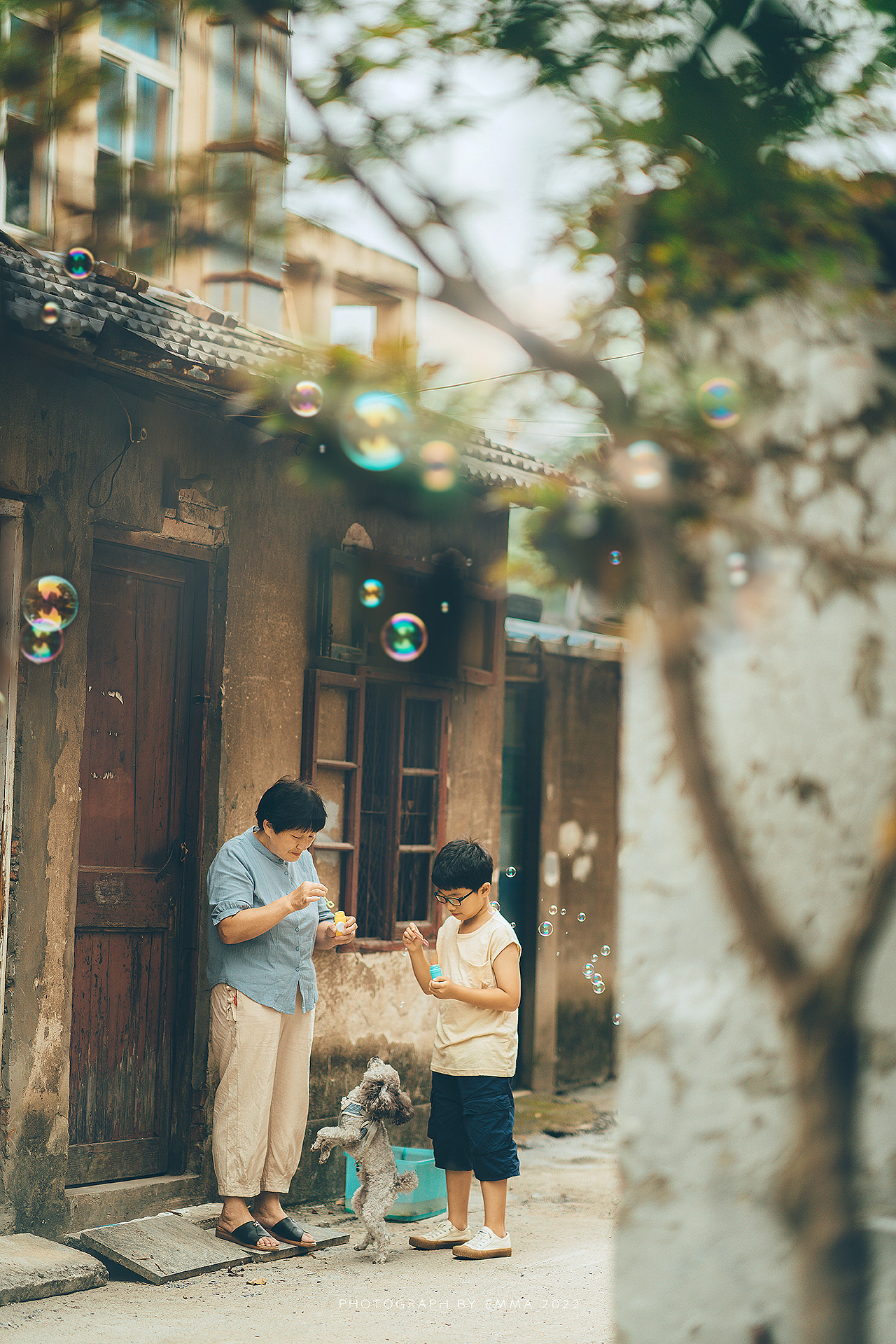 端午安康-和奶奶一起拍照过端午（图ZMzAzNTUzNzI4） - 人像摄影 - 站酷设计师emma_fancy原创素材 - 站酷ZCOOL