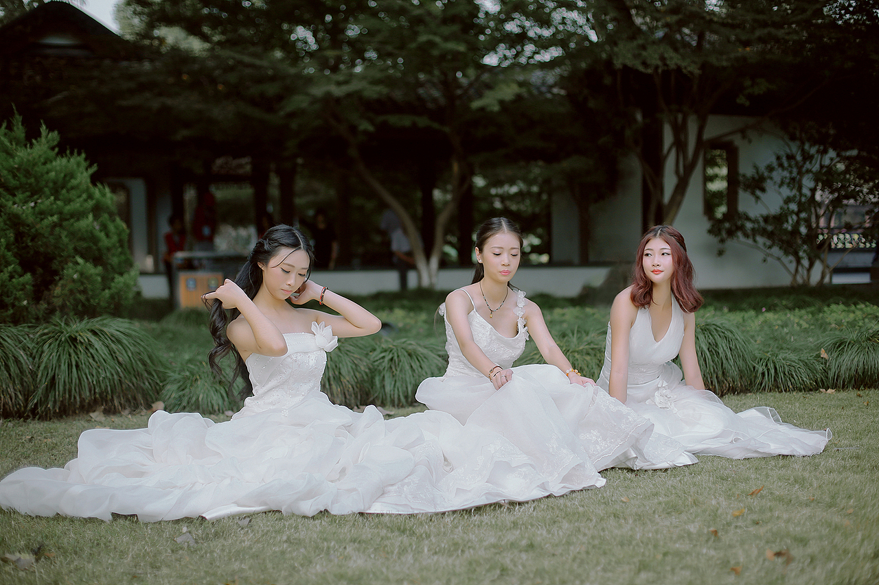 婚纱（图ZOTM0NDg4NDg=） - 人像摄影 - 站酷设计师納蘭律原创素材 - 站酷ZCOOL