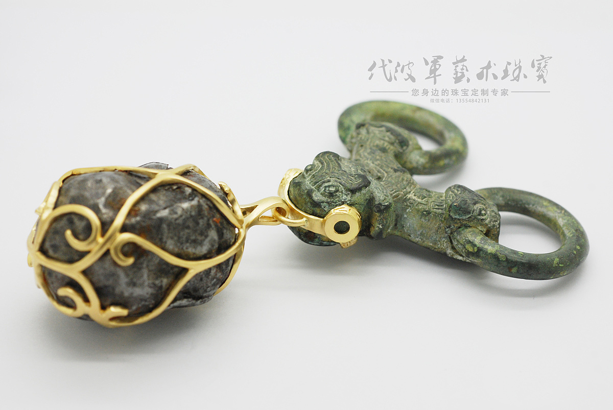代波军艺术珠宝定制----青铜器和陨石结合做成的首饰（图ZNzUyOTcxMjg=） - 首饰设计 - 站酷设计师代波军艺术珠宝原创素材 - 站酷ZCOOL
