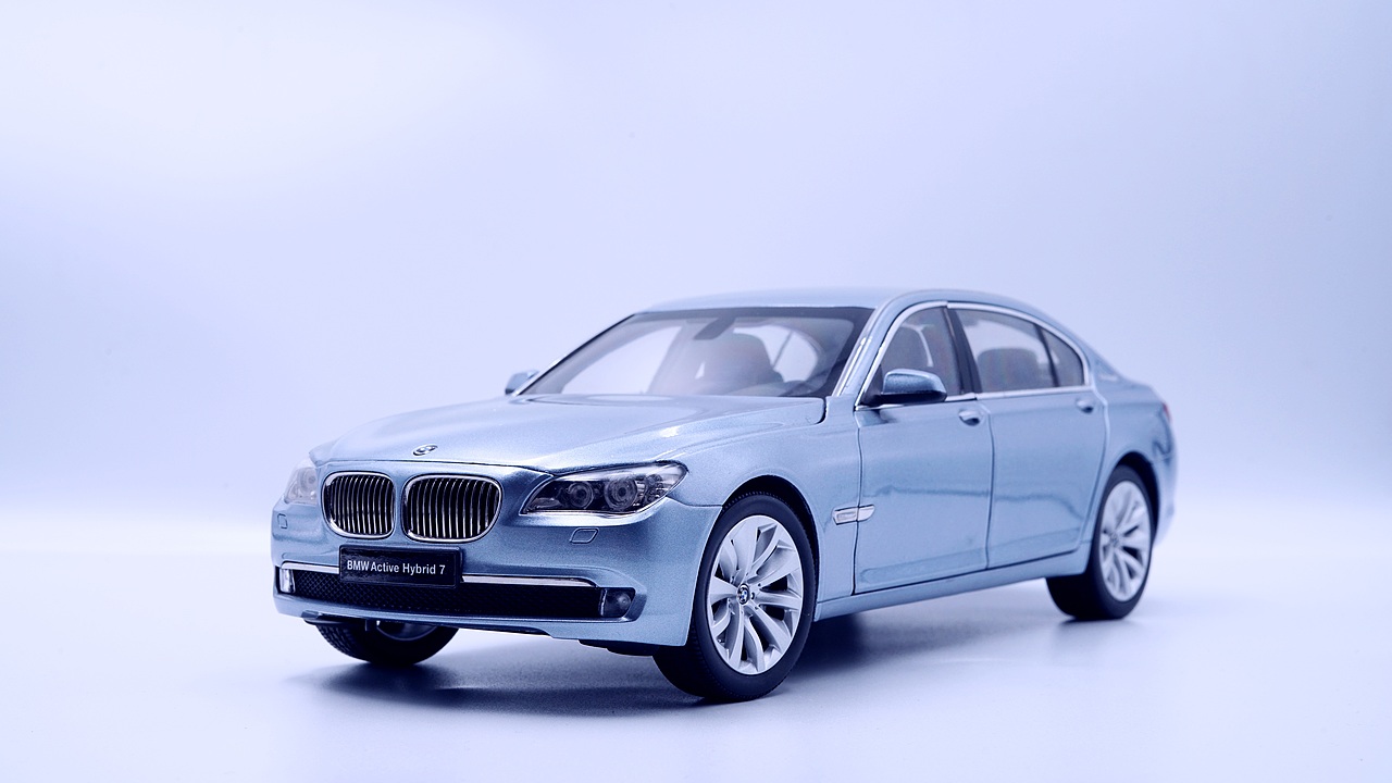 宝马7系+X6 4.4T ActiveHybrid 2010款 冰晶蓝