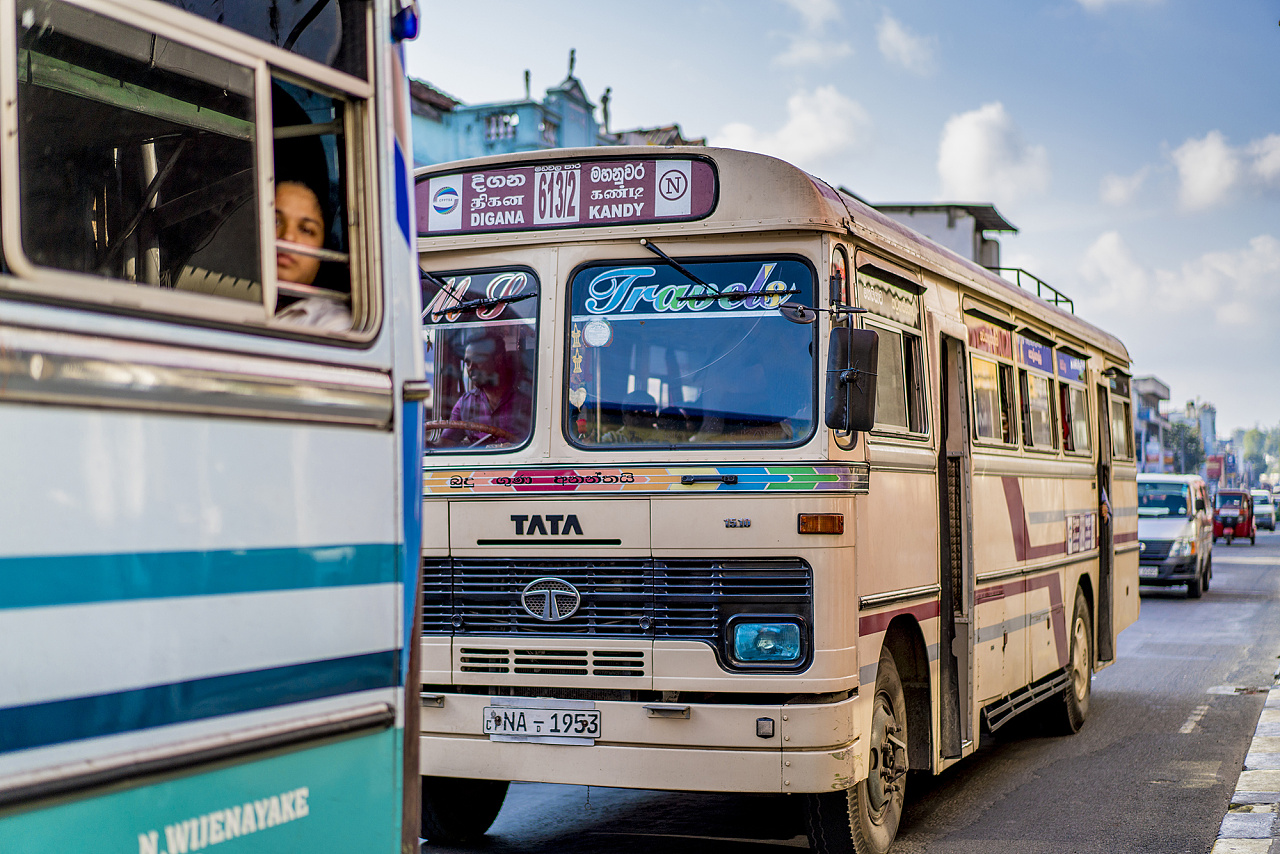 斯里兰卡旅行│最常用的三种交通工具——火车、巴士、突突车-科伦坡旅游攻略-游记-去哪儿攻略