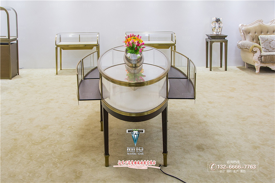 椭圆形珠宝展示柜（图ZMTIyMjU3NTA4） - 展陈设计 - 站酷设计师网设珠宝展柜原创素材 - 站酷ZCOOL