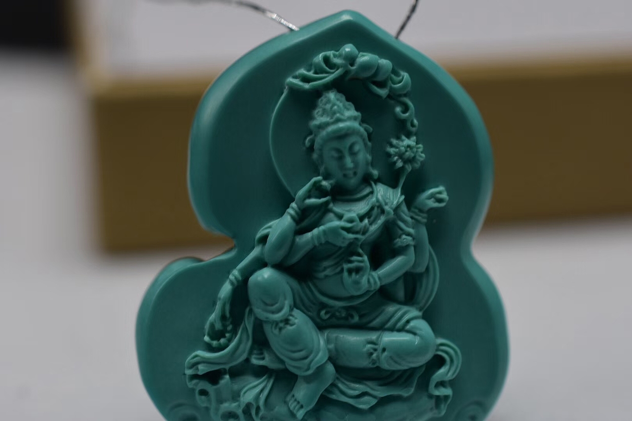 松石御龙观音雕件 高瓷