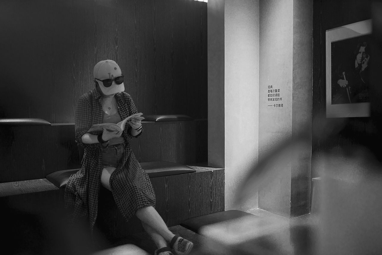 汉服古风和现代极简的结合 短发穿出汉服的帅气