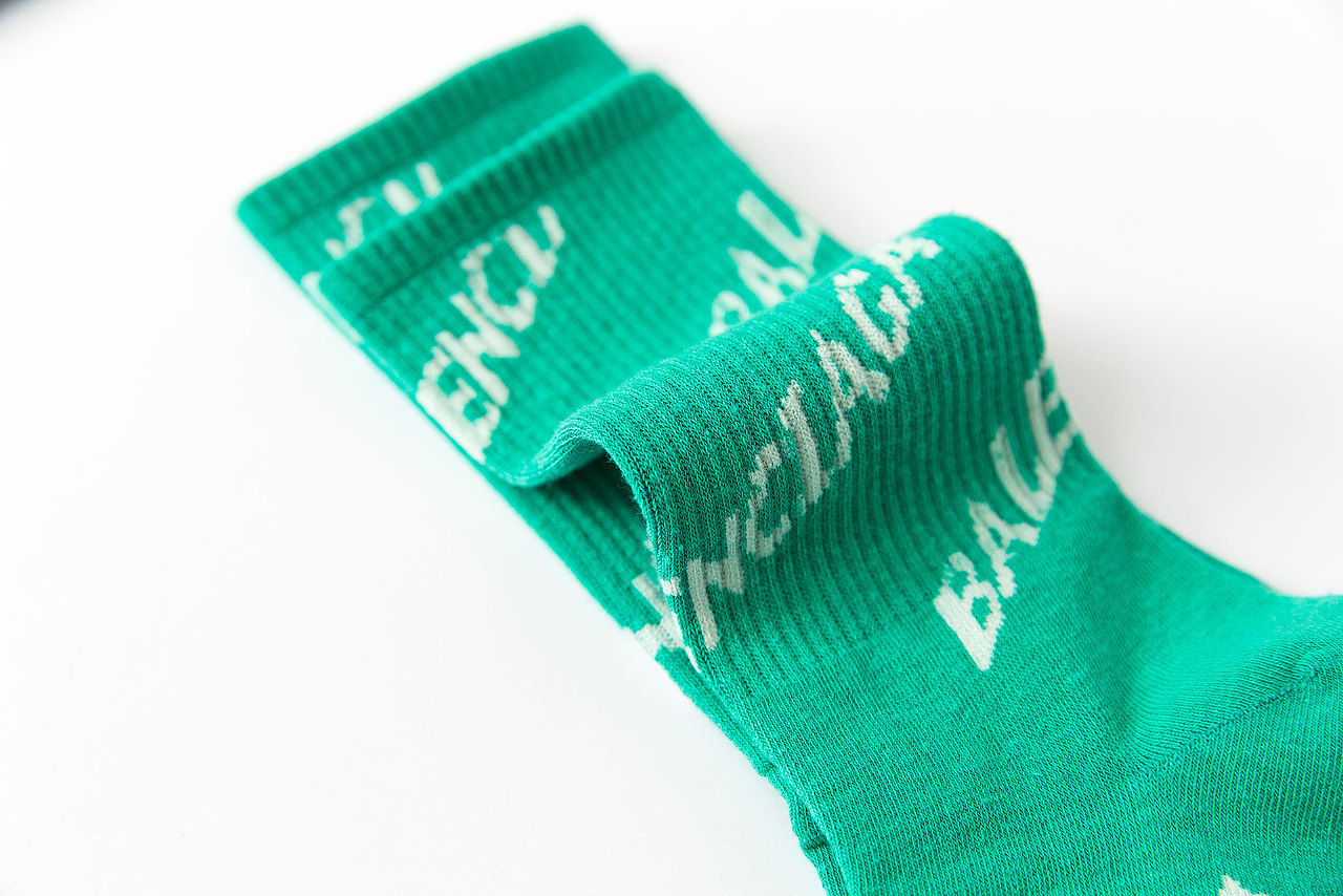 2019春夏女潮袜INS国潮字母袜日系街拍人像女生（图ZMTg4NDM2NDcy） - 人像摄影 - 站酷设计师承影摄计原创素材 - 站酷ZCOOL