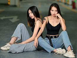 女