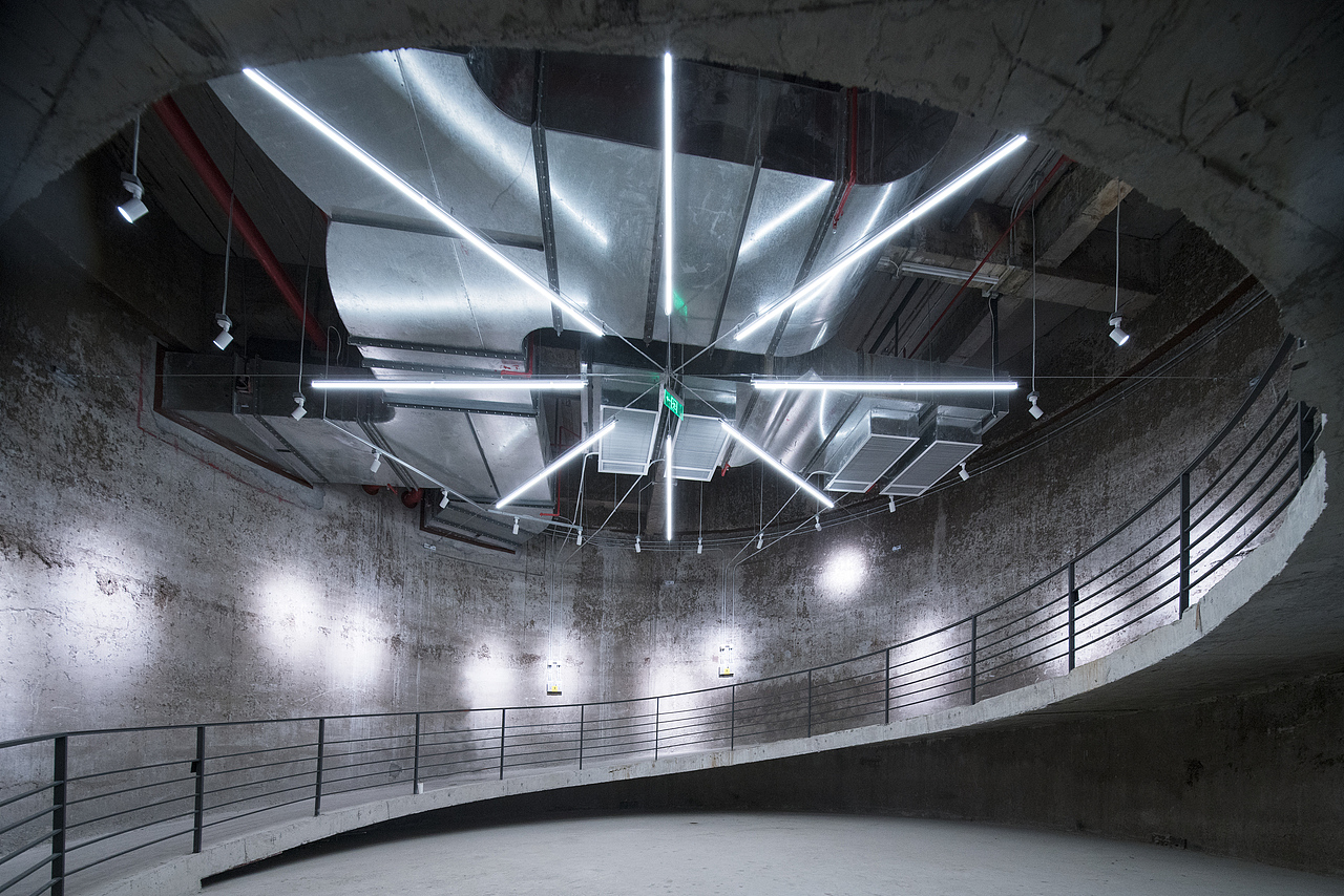 上海八万吨筒仓