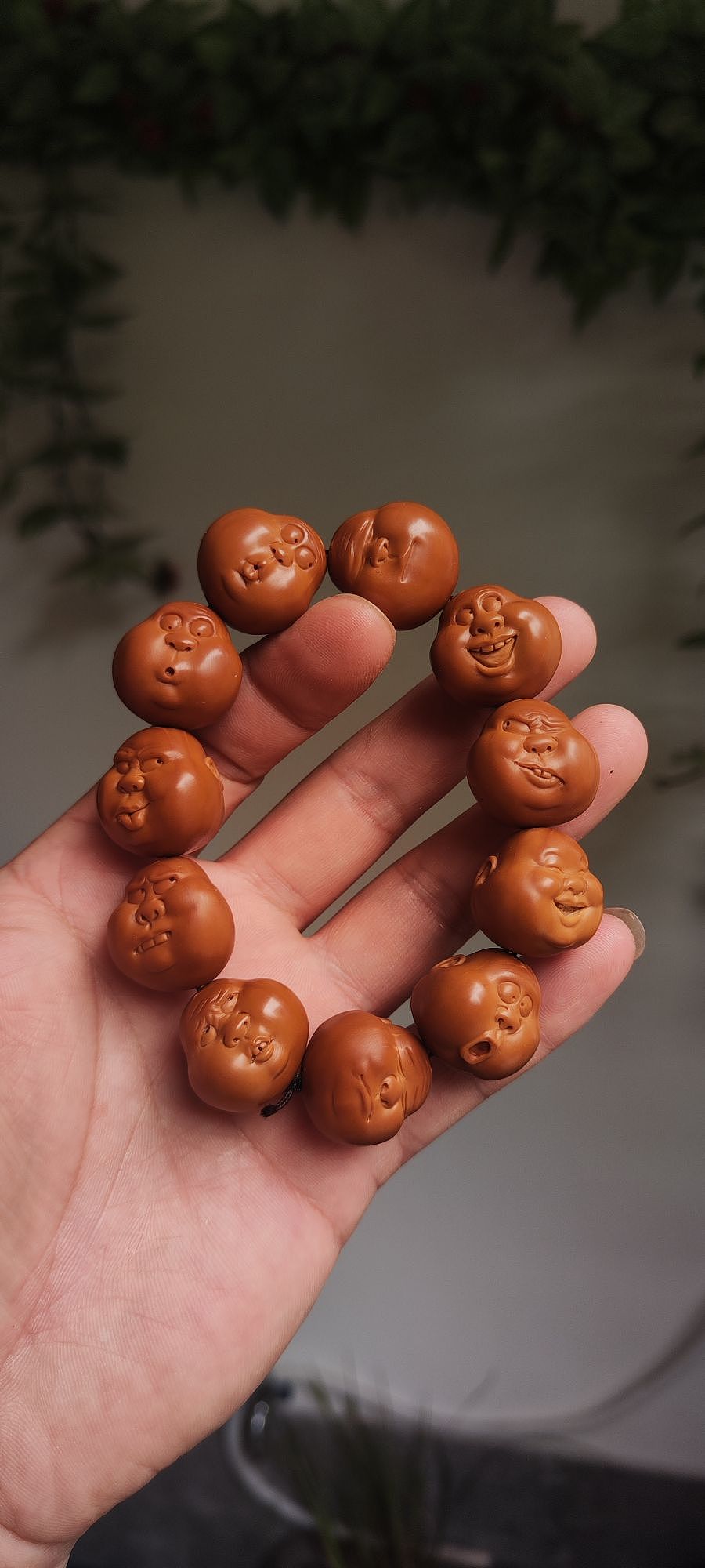 覃投艺核工作室希早核雕作品效果