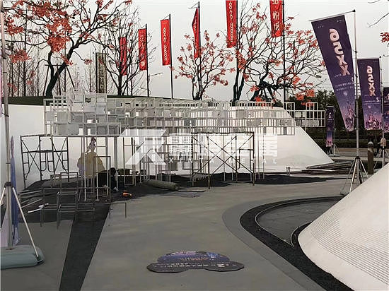 郑州正弘悦城景观不锈钢风动雕塑 艺术与自然结合