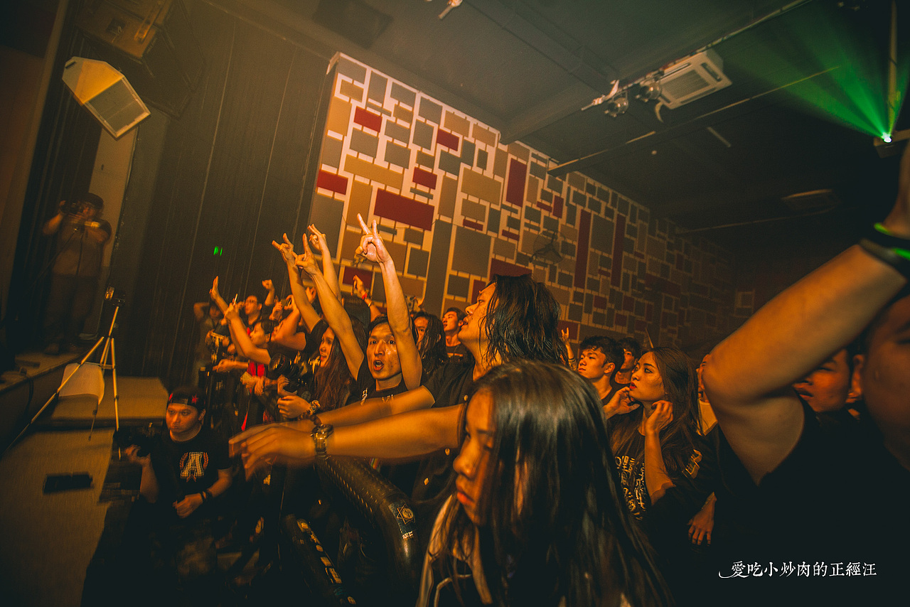 B10现场《黑麒》