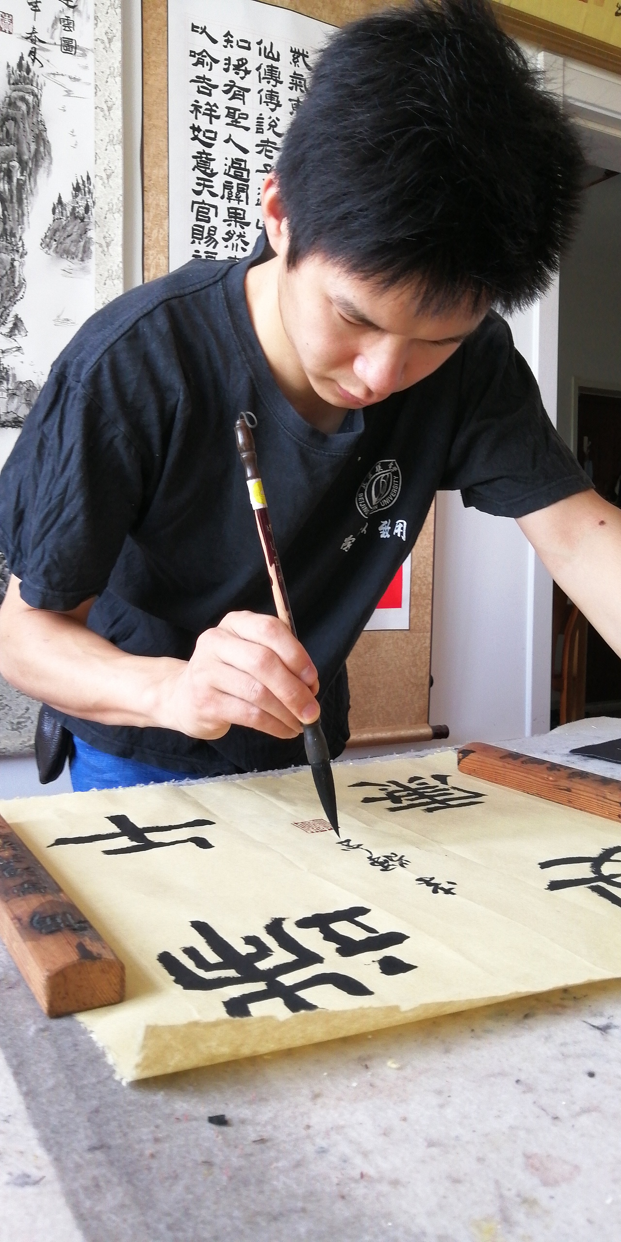 本人的作品：《安徽李辉-聋人画家》（图ZMjE4NTQ4Nzc2） - 人文/纪实摄影 - 站酷设计师安徽李辉聋人画家原创素材 - 站酷ZCOOL