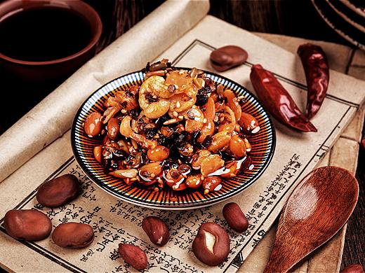 怪百味麻辣鸡胡豆
