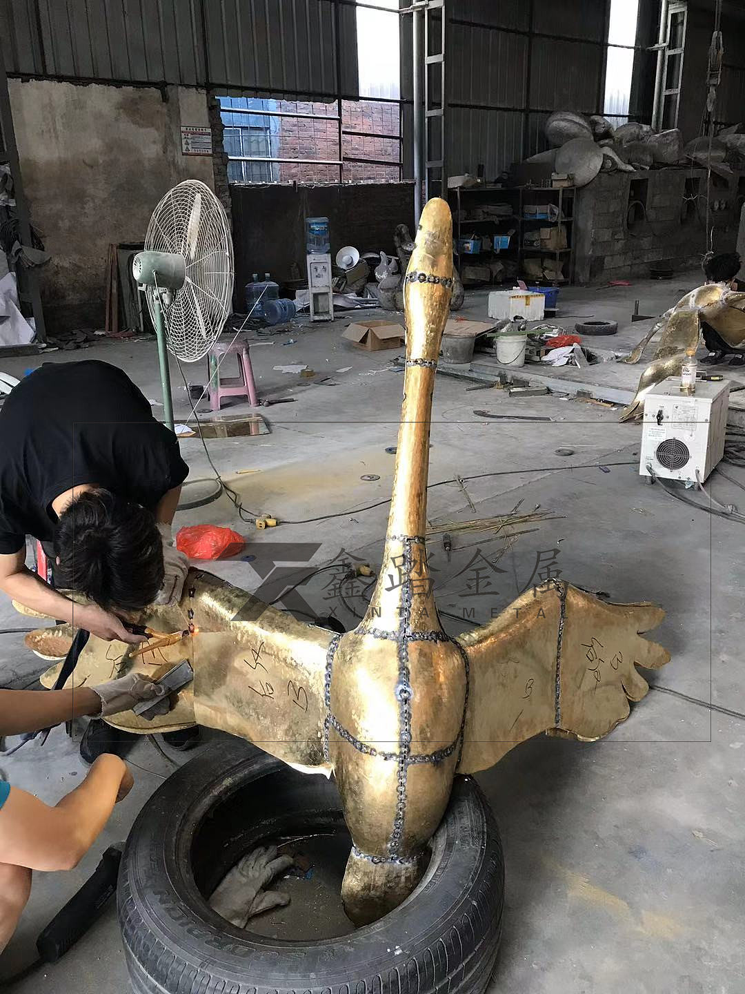 纯铜锻造仙鹤雕塑象征“一品高升”的地产景观雕塑摆件