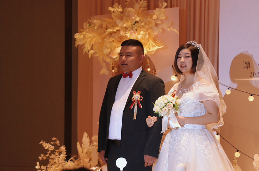#婚礼活动摄影（图ZMzM1NTA1MzQ4） - 婚礼摄影 - 站酷设计师银行打工仔欧小阳原创素材 - 站酷ZCOOL