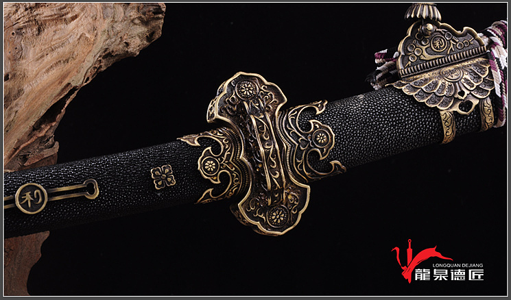 德匠堂宝剑-龙泉刀剑-卫府太刀|本三枚（DJ-1365）（图ZMTg0Mjg1NjA4） - 工艺品设计 - 站酷设计师德匠堂原创素材 - 站酷ZCOOL