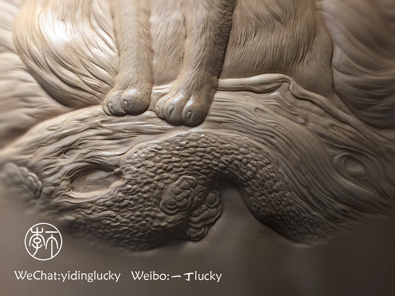 皮塑皮雕作品《九尾狐》（图ZODEyMjQwNTI=） - 工艺品设计 - 站酷设计师一丁lucky原创素材 - 站酷ZCOOL