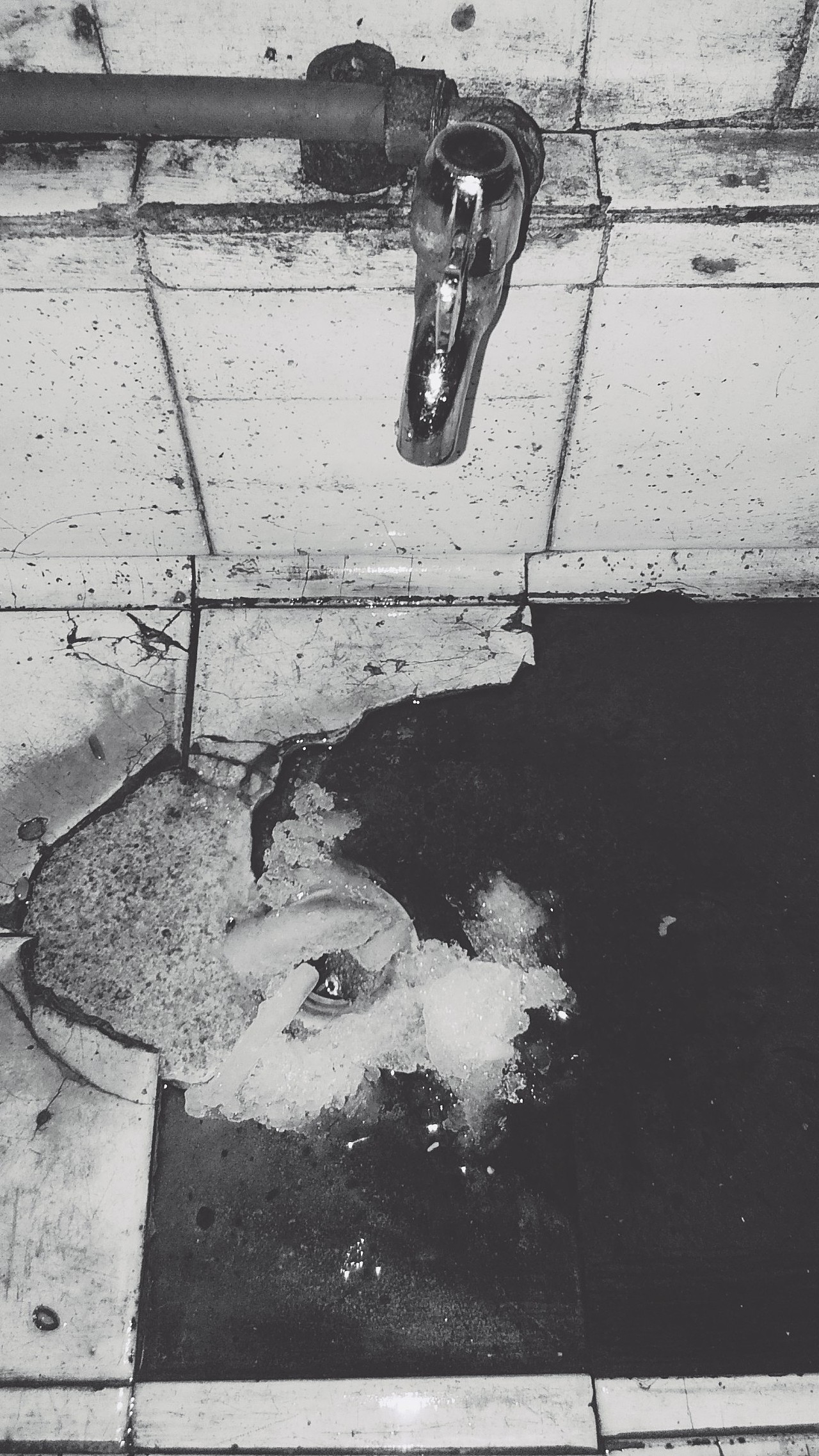 黑白叙事――冰、水池，水（图ZOTMxMzg0NDQ=） - 其他摄影 - 站酷设计师白乌云原创素材 - 站酷ZCOOL