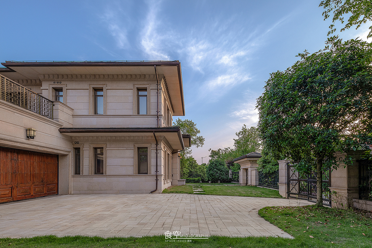 准备装修的别墅外观