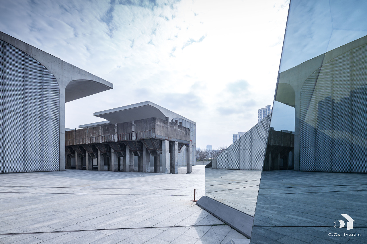 龙美术馆西岸馆/ long museum west bund