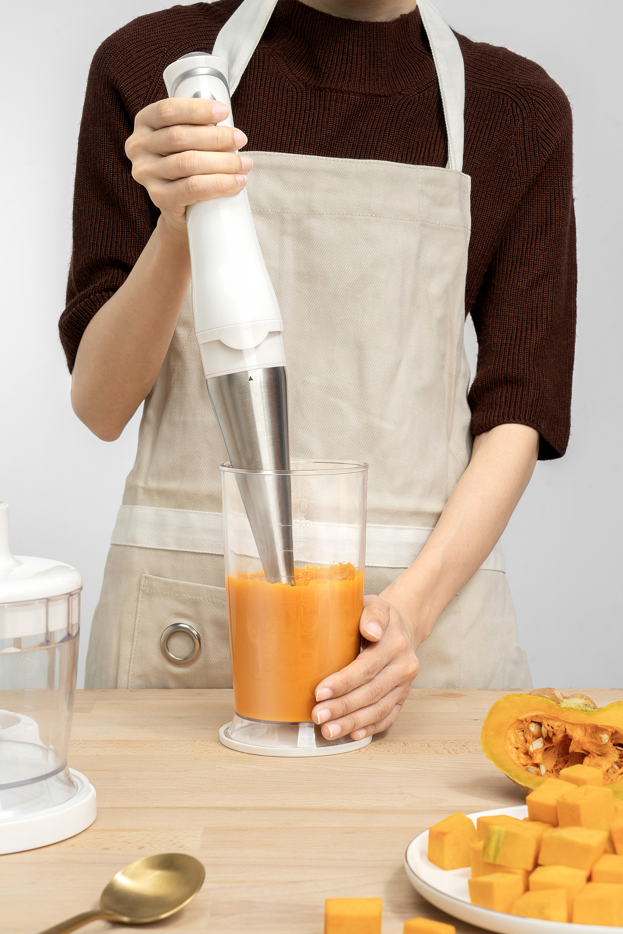 榨汁机料理机丨过年过节谁家厨房没有几个帮手（图ZMTkyNjg1MzEy） - 产品摄影 - 站酷设计师番心番喜原创素材 - 站酷ZCOOL