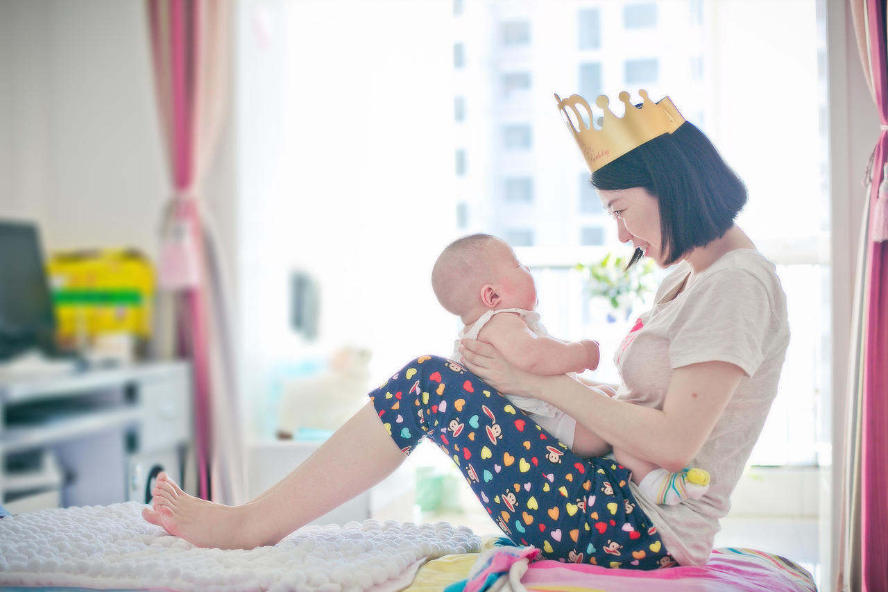 {李拓石}小坤坤百天（图ZMjYyNDQzMDA=） - 人像摄影 - 站酷设计师摄影师Barry原创素材 - 站酷ZCOOL