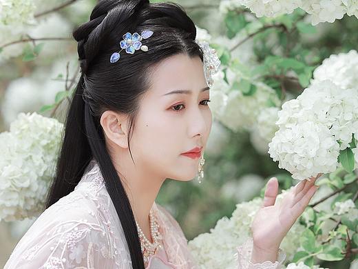 一樹繡球花滿 盈盈握雪團酥（個人主頁-ZNDYyMjM0MzY=） - 人像攝影 - 站酷設(shè)計師時夕要加油原創(chuàng)素材 - 站酷ZCOOL