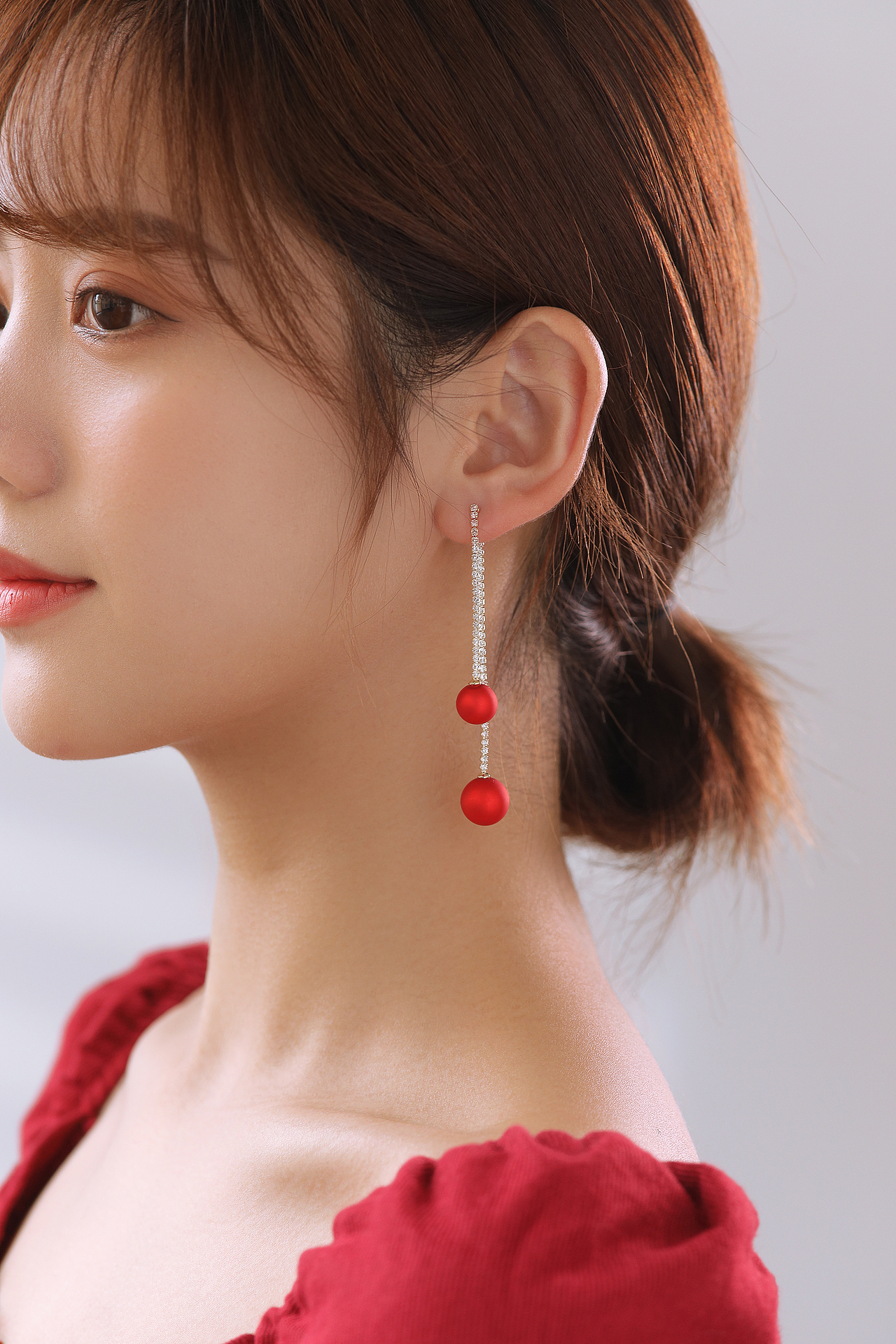 饰品模特（图ZMjI2MzEwNzQw） - 人像摄影 - 站酷设计师义乌尚意文化传媒原创素材 - 站酷ZCOOL