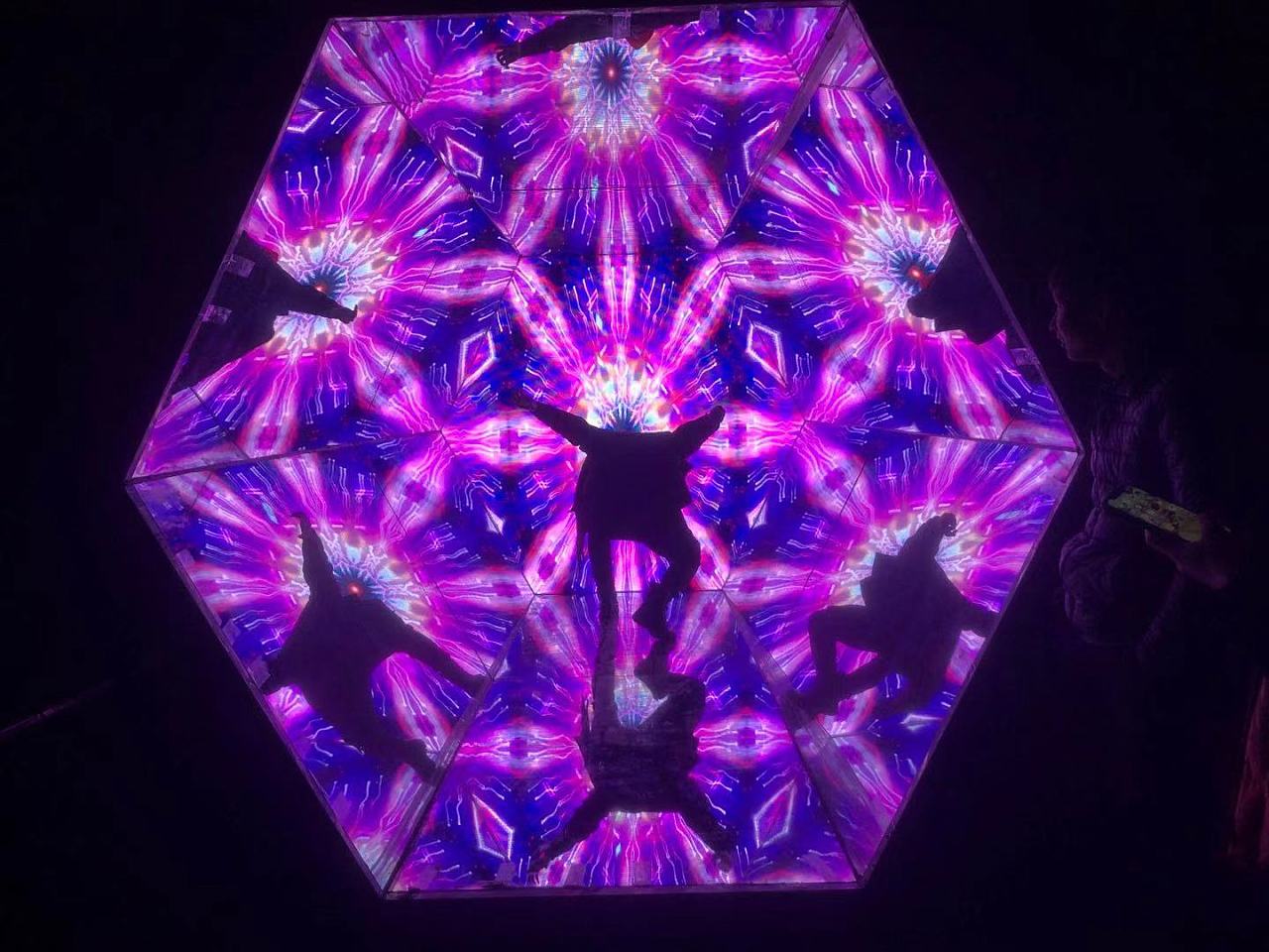 大型艺术装置万花筒隧道出租租赁厂家自己工厂有现货