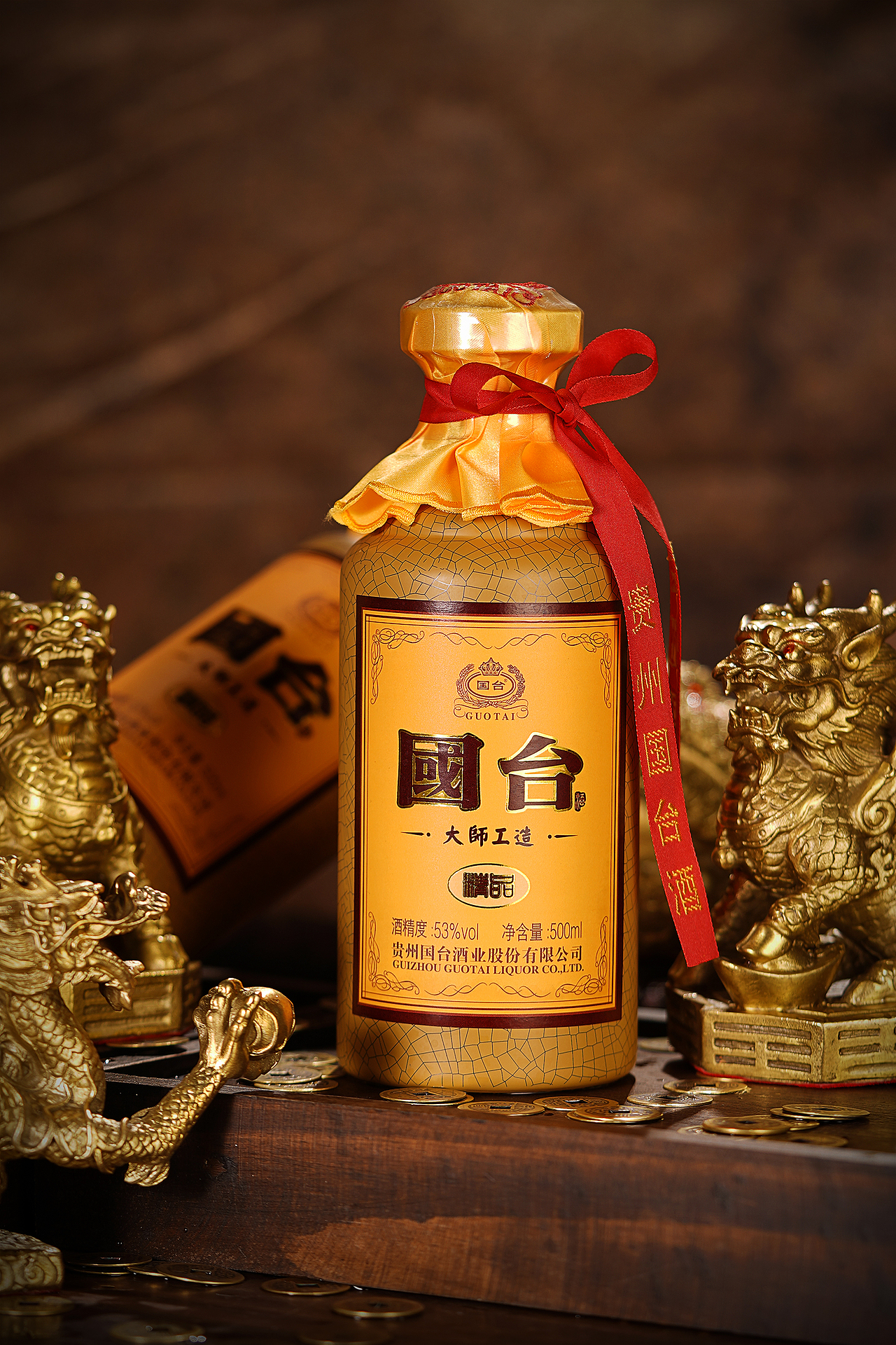 白酒拍摄国台大师工造精品酱香酒