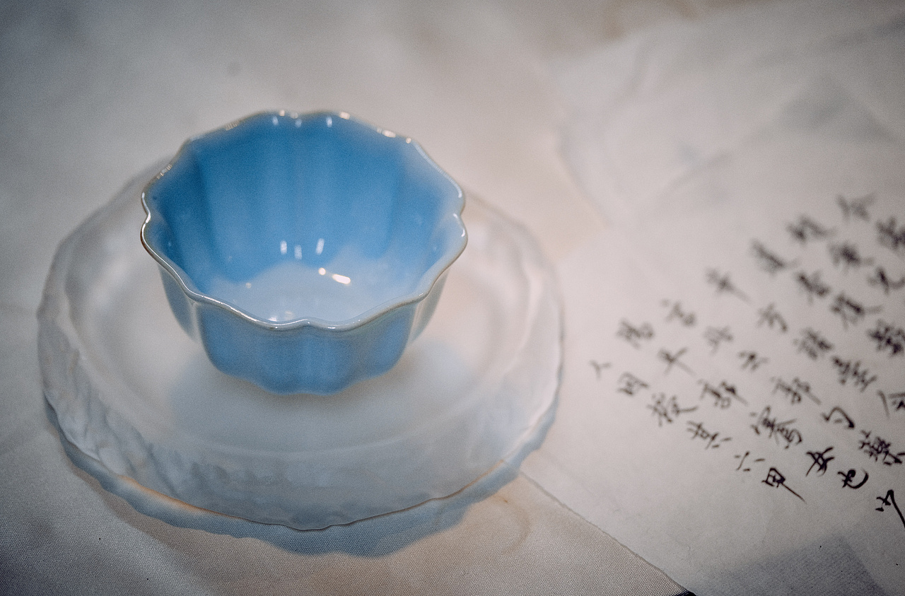 手作-汝瓷茶杯（图ZMjQ1MjE4MDY0） - 产品摄影 - 站酷设计师funkyrabbit原创素材 - 站酷ZCOOL