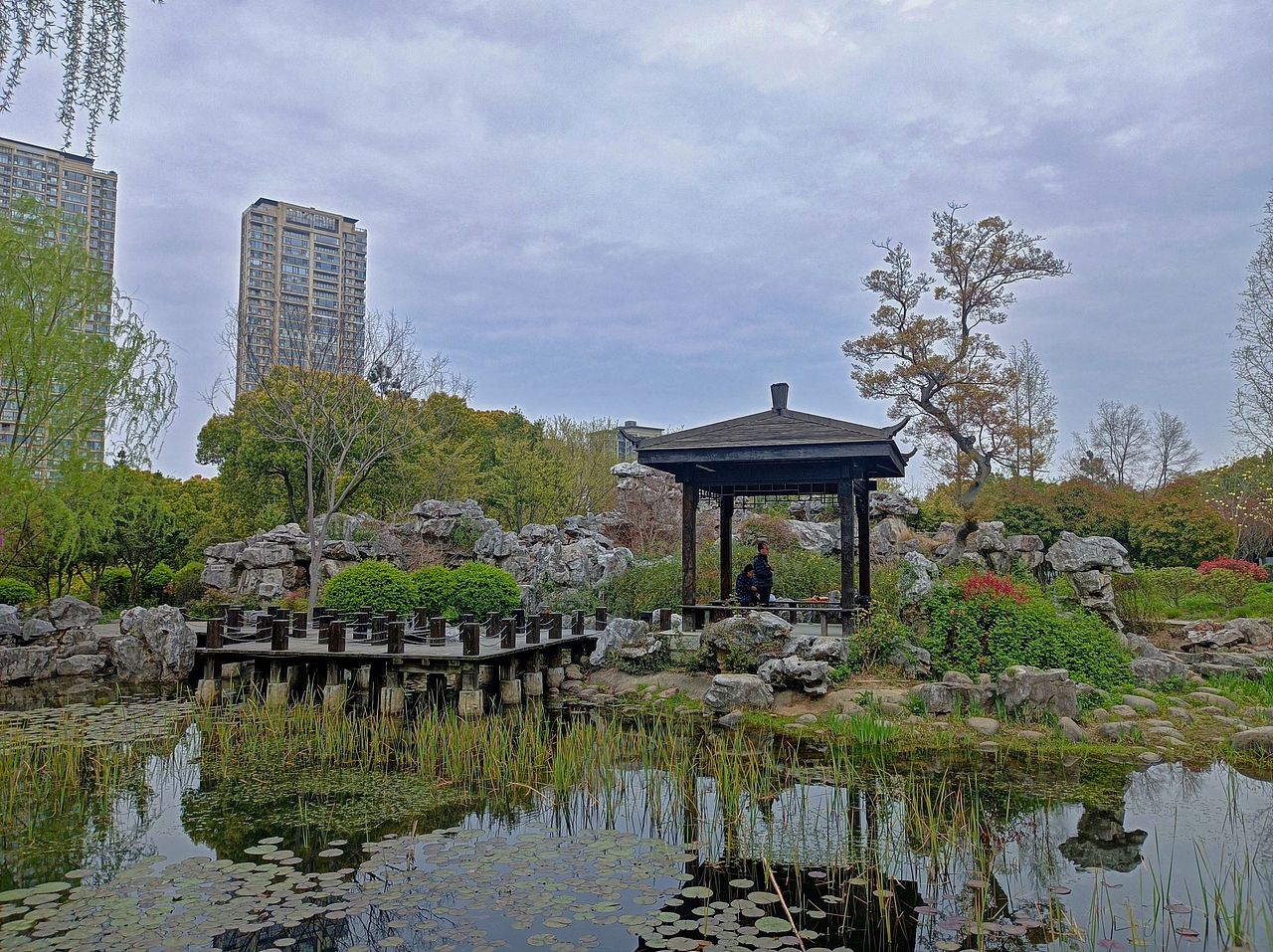 凉亭小憩的园林艺境