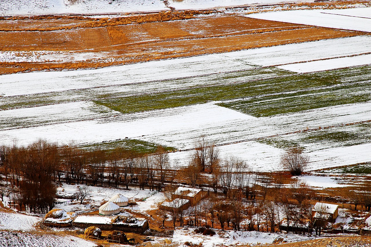 新疆阿克苏博孜墩冬季