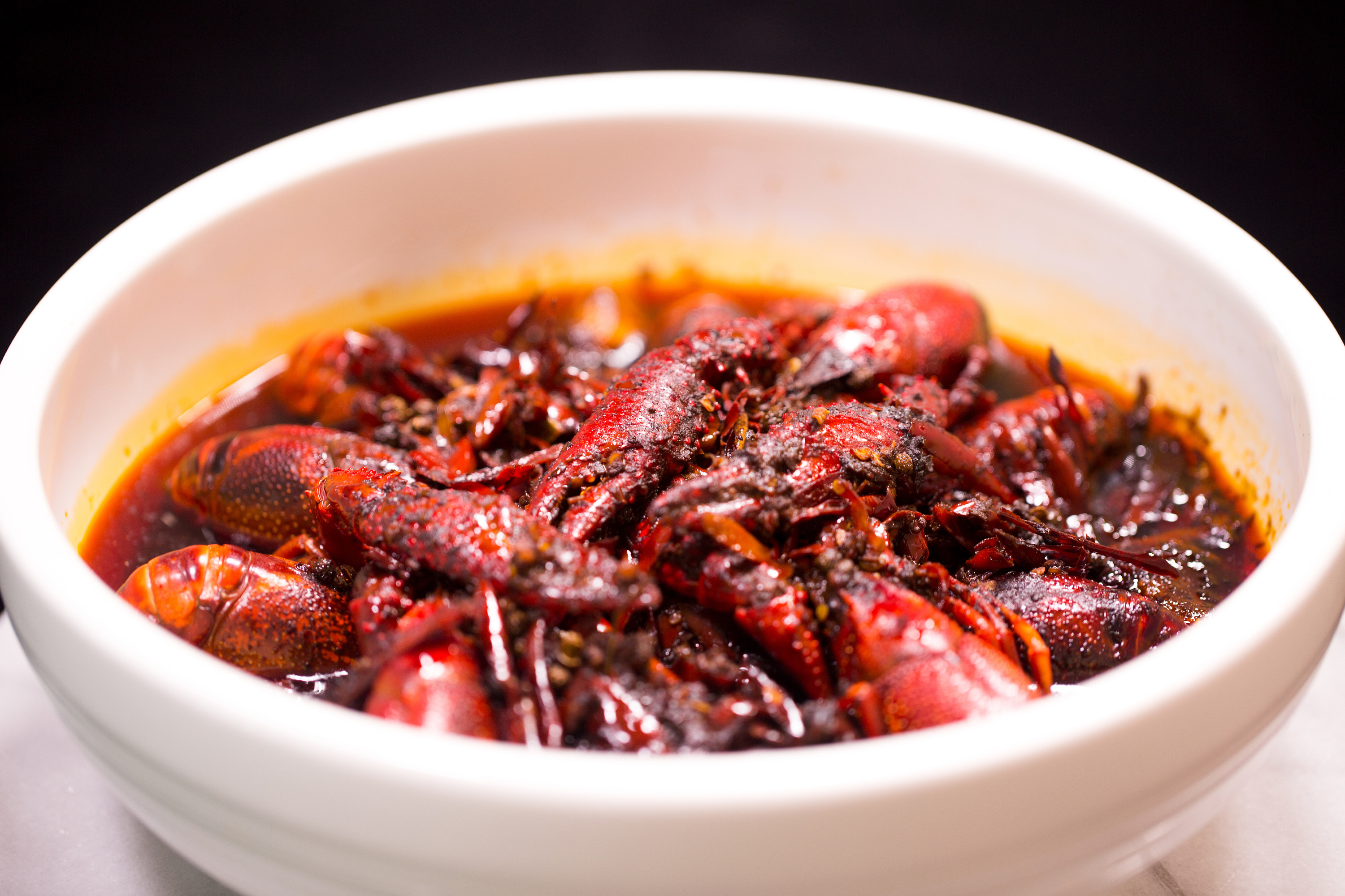 忘掉炎热的鲜香麻辣小龙虾|影视|短片|一枚小博文 - 原创作品 - 站酷