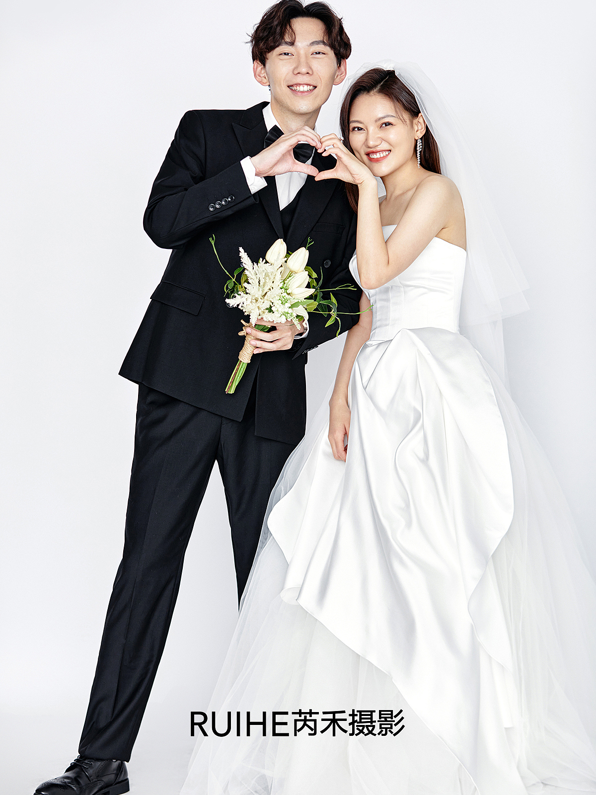 婚纱照每一帧都是心动的画面， 甜美的爱情啊