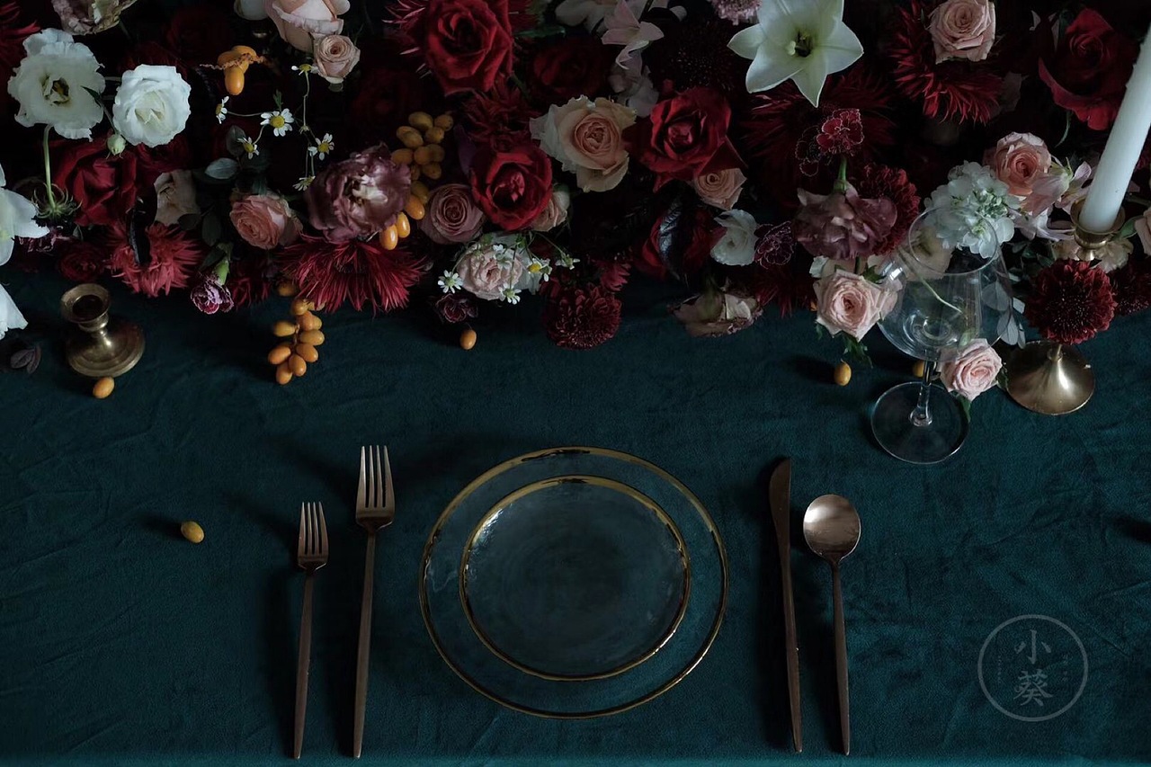 花艺西式长形桌花设计