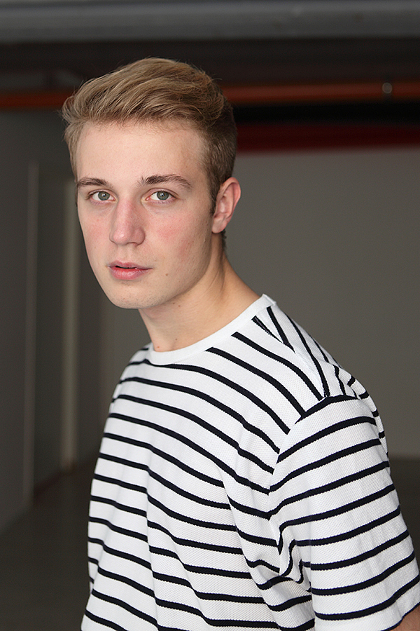 法式优雅外籍男模daniil