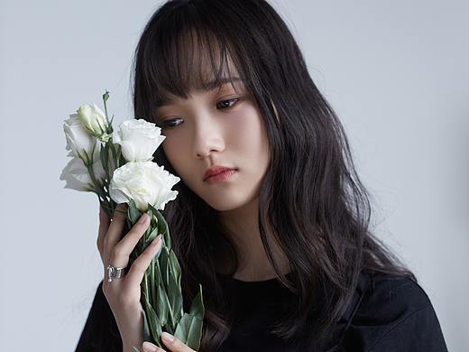 艺人《李彦漫》