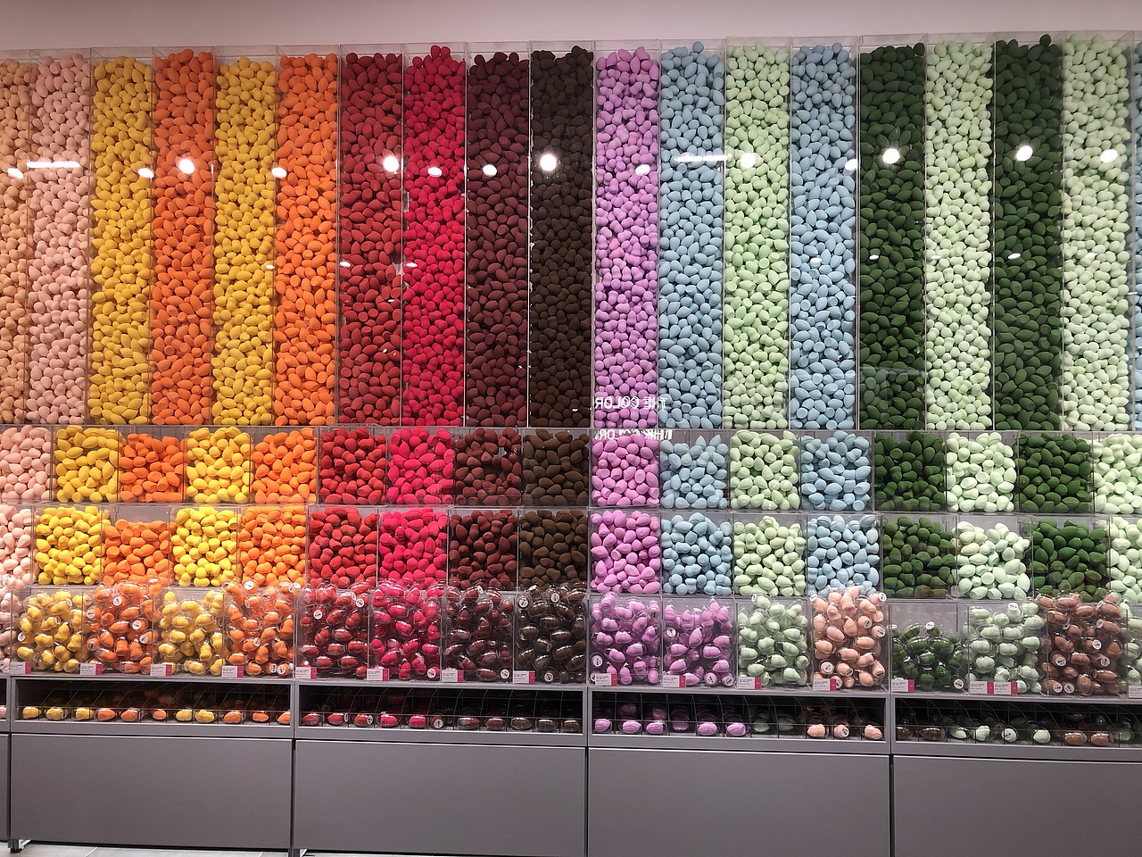 优衣库-Nome-热风-k11-the colorist（图ZMTkwNTc3OTIw） - 其他 - 站酷设计师蒋瓢瓢原创素材 - 站酷ZCOOL