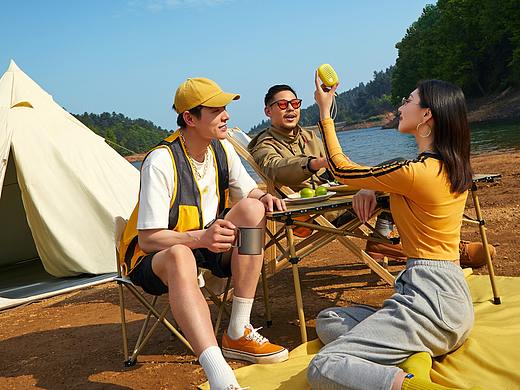 天猫精灵糖包 随时随地FUN肆嗨