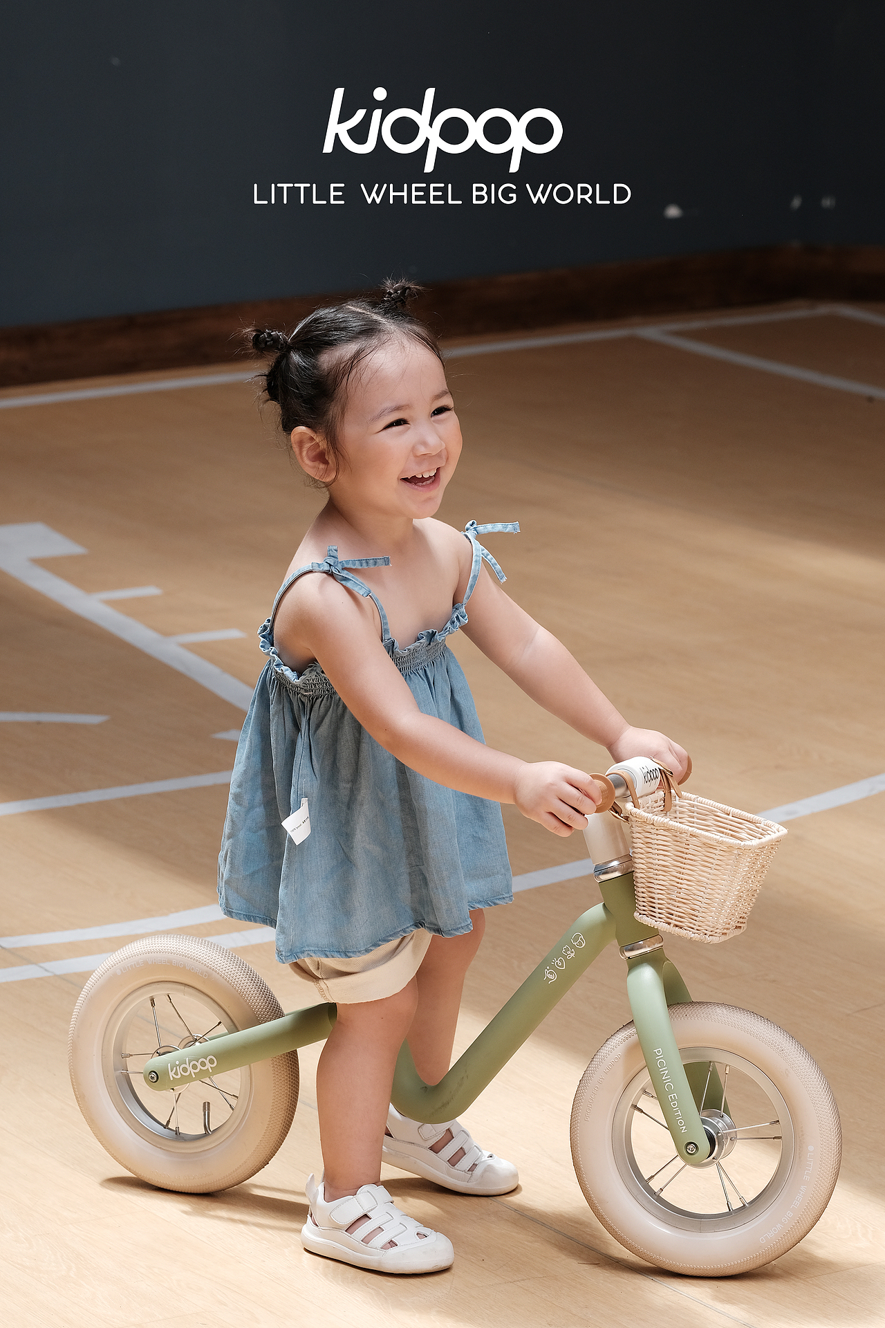 [KIDPOP奔驰有你，自在骑行 | 新季平衡车形象拍摄]（图ZMjc1MTA2MjAw） - 产品摄影 - 站酷设计师瞌睡蜜蜂原创素材 - 站酷ZCOOL